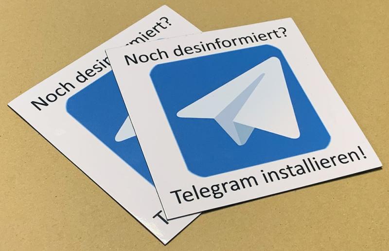 Abbildung des Magnetschilds Telegram installieren